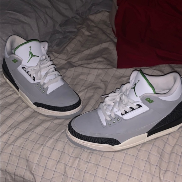 Air Jordan 3 - Picture 1 of 5